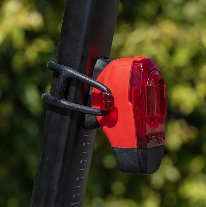 Lezyne D-Shape Seatpost Adapter in Black-1